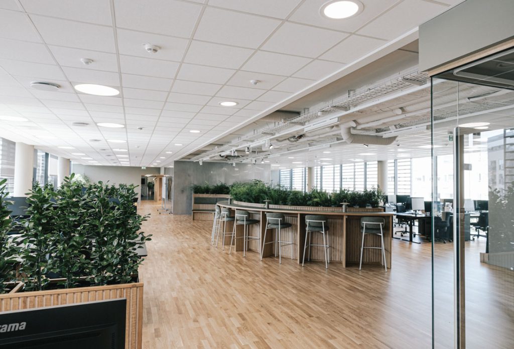 åbent kontor fællesskab space planning